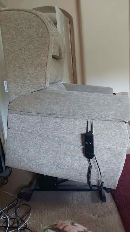 Photo of free Fully electric Riser / Recliner chair. (Broadstone SY7) #3