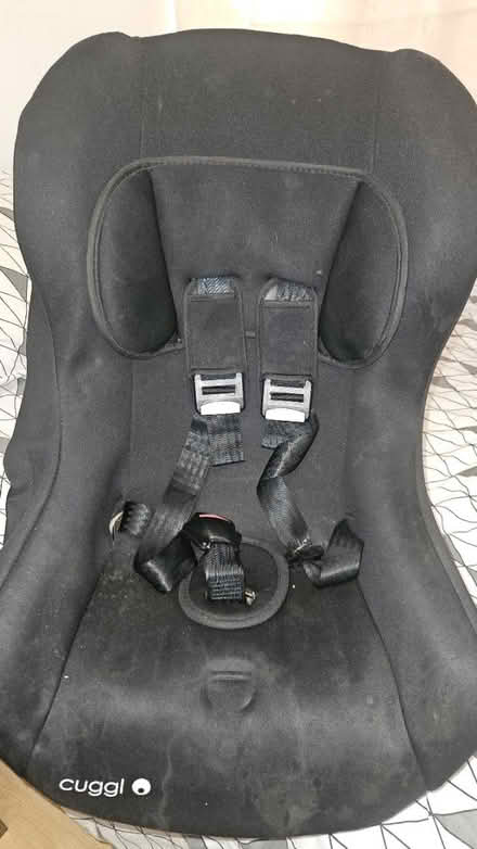 Photo of free Cuggl car seat 9-19 KG (Southwark SE1) #1