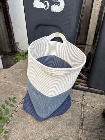 Photo of free Washing basket (Croydon, CR0) #1