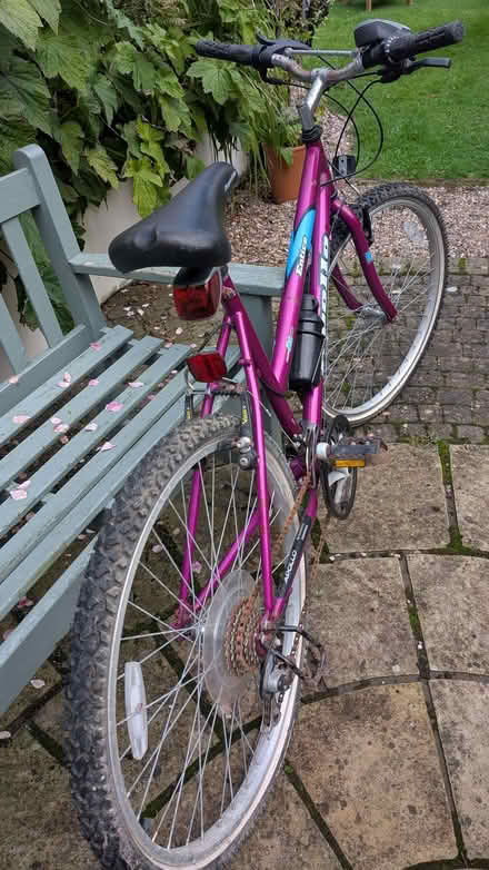 Photo of free Ladies bicycle (Warton LA5) #3