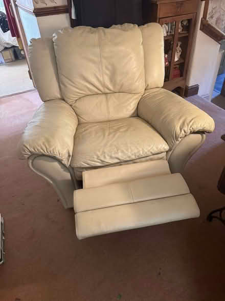 Photo of free Cream Leather Recliner Armchair (Barton Bendish PE33) #2