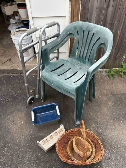 Photo of free Baskets and plastic bins (Drexel Hill) #1