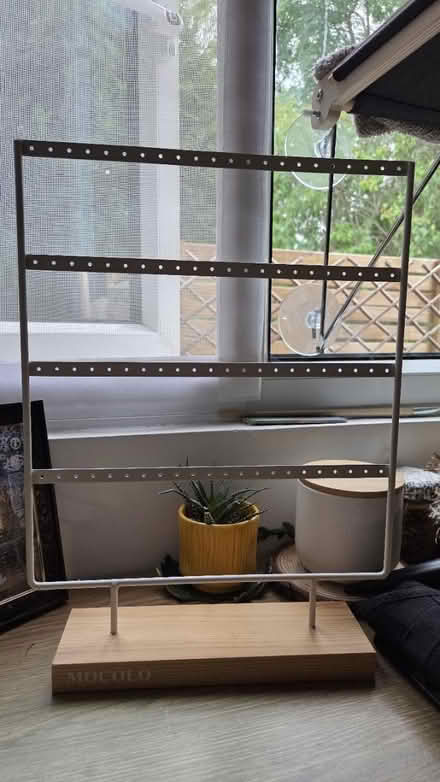 Photo of free Jewellery stand (Twickenham) #1
