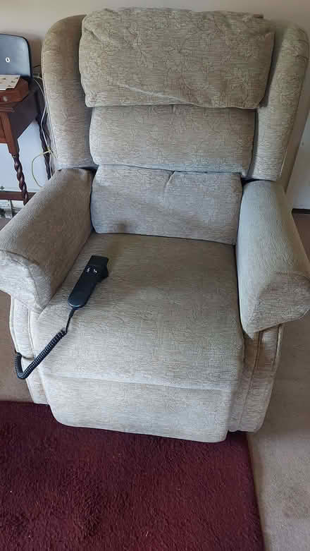 Photo of free Fully electric Riser / Recliner chair. (Broadstone SY7) #4