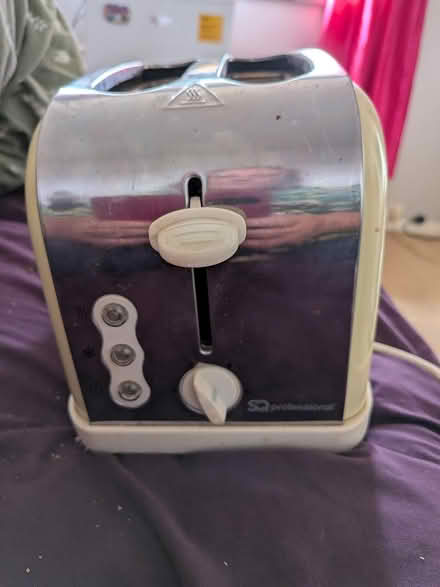 Photo of free 2 way toaster (hemel hempstead) #2