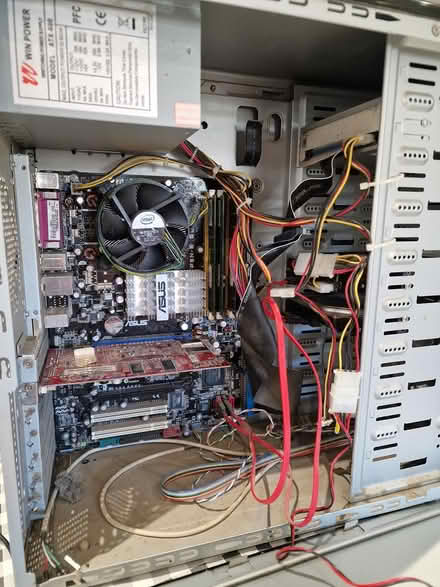Photo of free Windows XP 64-bit machine 2 of 2 (Cambridge CB24 Impington) #4