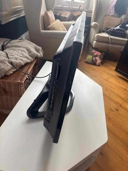 Photo of free LG television (Moseley B13) #2