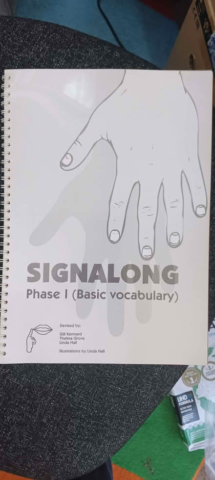 Photo of free Makaton (simple sign language) (Dean Court OX2) #1