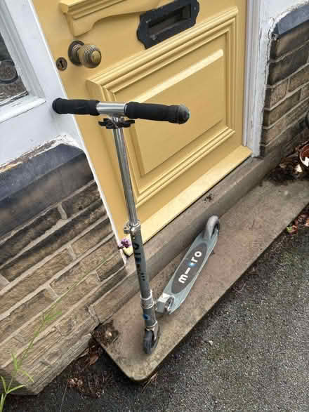 Photo of free Sliver Foldable Micro Sprite Classic Push Scooter (Saltaire BD18) #4
