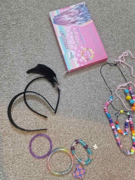 Photo of free Hair bobbles, slides, accessories (Meersbrook S8) #2