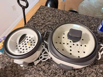 Photo of free Rice cooker (L4Z 4K1 , Forum drive) #2