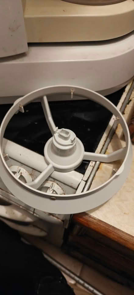 Photo of free Bosch food processor 1100w. + Bits (Sunbury on Thames TW16) #4