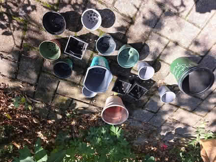 Photo of free Plastic pots and Vermiculite (SE Oak Park) #1