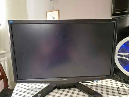 Photo of free Windows XP 64-bit machine 2 of 2 (Cambridge CB24 Impington) #1