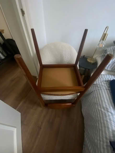Photo of free Early 20th century chair (Latchmere SW11) #3