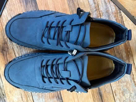 Photo of free W’s shoes (London W9) #2