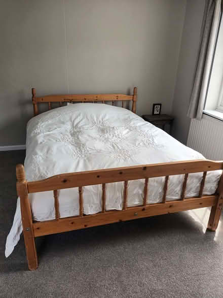 Photo of free Double bed (Old Road OX3) #1