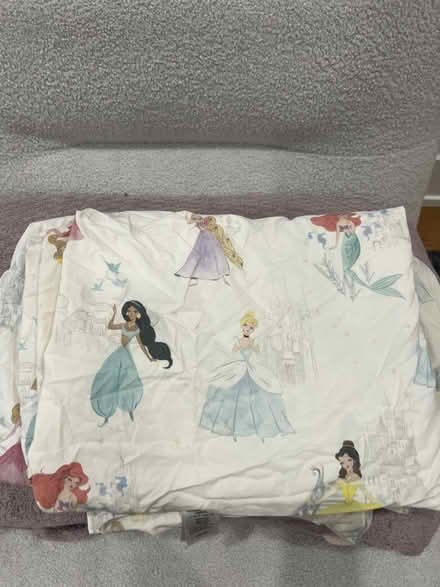 Photo of free Twin bedding (Old Town) #2