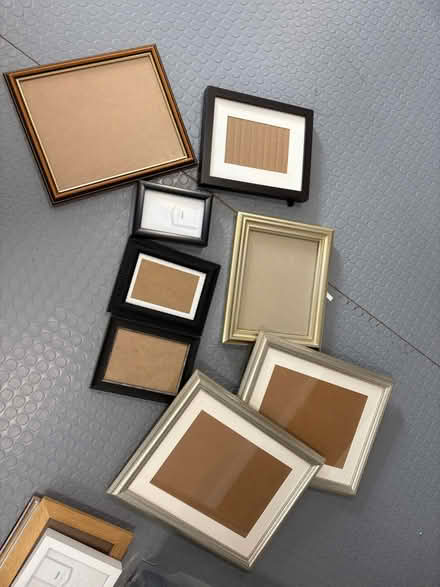 Photo of free Large collection of picture frames (Spondon DE21) #1