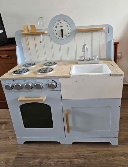 Photo of free Kids’ Wooden Play Kitchen (L17) #1