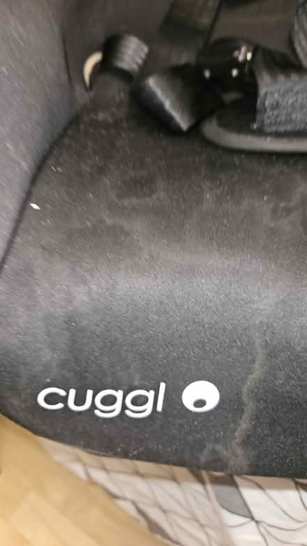 Photo of free Cuggl car seat 9-19 KG (Southwark SE1) #2