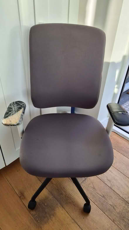 Photo of free Grey desk chair (Kilburn NW6) #1