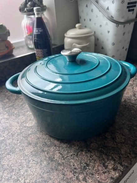 Photo of free Cast iron Dutch oven casserole pot (West Bridgford NG2) #2