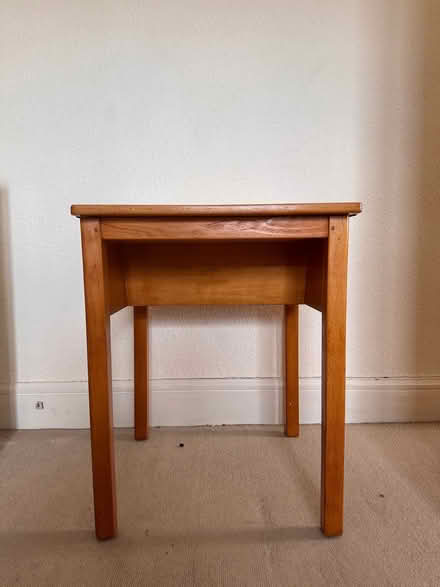Photo of free School Desk (Whitchurch) #1