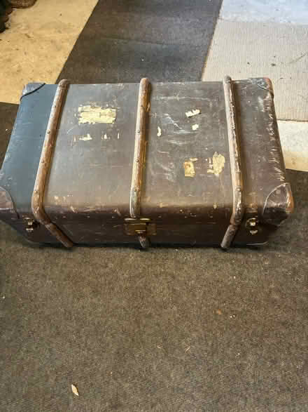 Photo of free Old leather trunk (Cheltenham GL50) #1