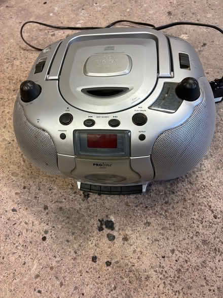 Photo of free Old radio (Great Boughton CH3) #1