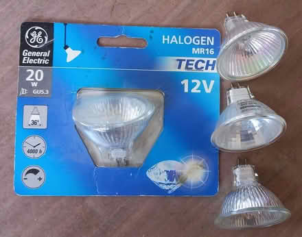 Photo of free Halogen bulbs, 12V 20W (Central Letchworth SG6) #2