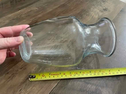 Photo of free Glass vase (SW16) #2