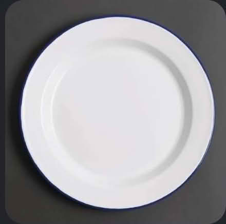 Photo of Plates, Bowls, Cutlery etc (Bloomfield BA2) #1