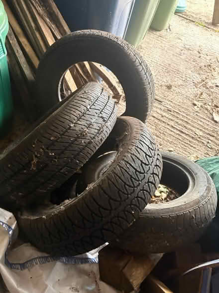 Photo of free 8 x old tyres (Hp6 6bt) #2