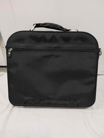 Photo of free Dell laptop bag (Yonge/Sheppard) #4