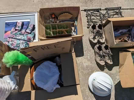 Photo of free items in driveway (Concord) #4