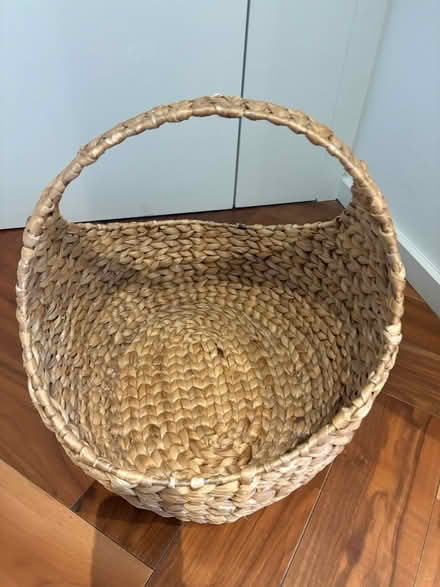 Photo of free Rattan basket (Vauxhall) #3