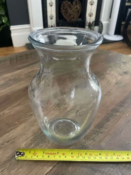 Photo of free Glass vase (SW16) #1