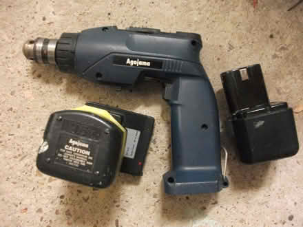 Photo of free rechargeable drill (Woodthorpe LE11) #3