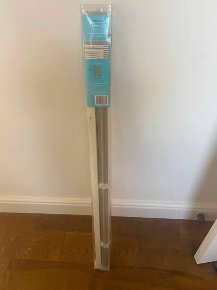 Photo of free Blind (Shepherds Bush W12) #2