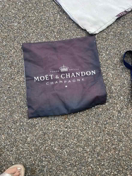 Photo of free Pillow case (Old Winsdor SL4) #1