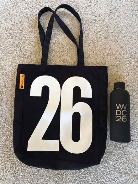 Photo of free New Apple WWDC swag (Sunnyvale near Fremont H.S.) #1