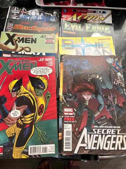 Photo of free 37 graphic comics (Woodside CR0) #2