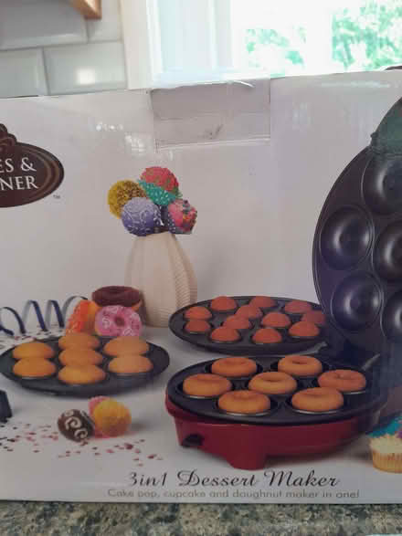 Photo of free Cake Pop Maker (Sundridge TN14) #2