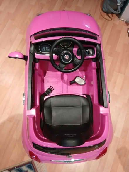 Photo of free Pink electric car (Clapham (SW4)) #3