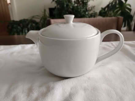 Photo of free teapot (Ainsdale PR8) #1