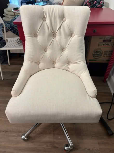 Photo of free Desk chair (Reed-Cooke (near AdMo)) #1