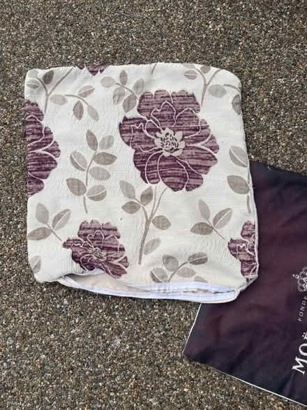 Photo of free Pillow case #2 (Old Winsdor SL4) #1