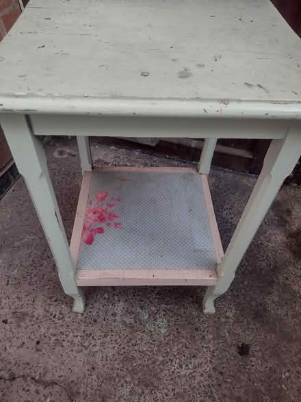 Photo of free Small table (Sherwood NG5) #1