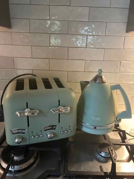 Photo of free Working kettle and toaster (Wood st area E17) #1